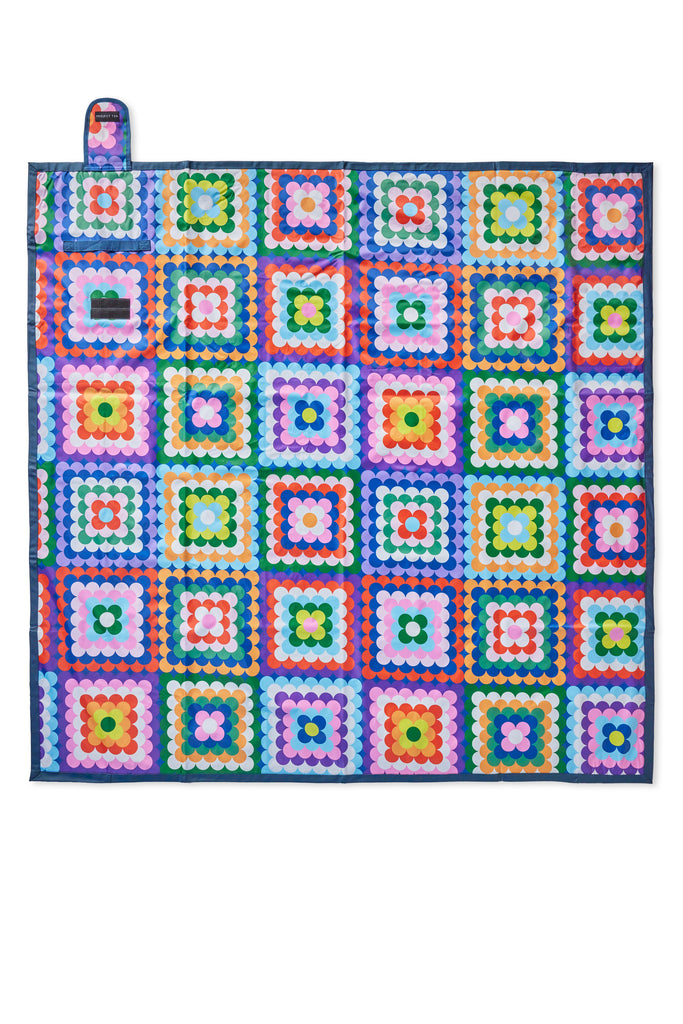 Crochet picnic mat - Project Ten