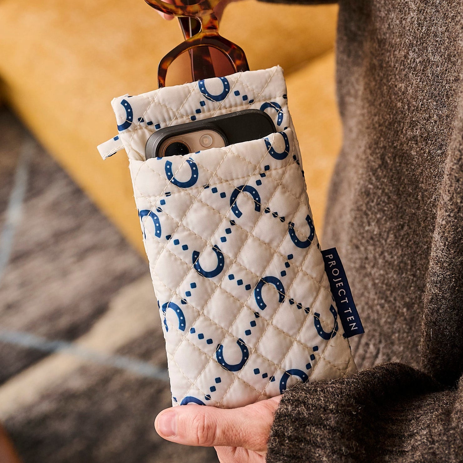 Double Glasses Case – Navy Horseshoe - Project Ten